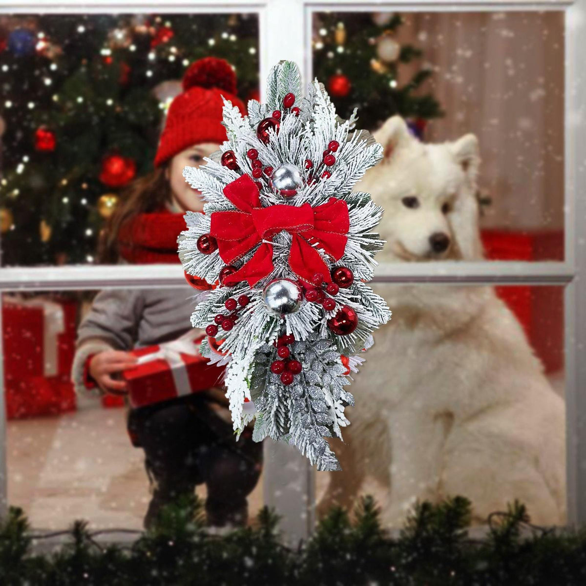 The Handmade Holiday Wreath, photo 2