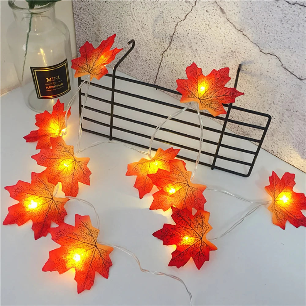 The Maple Leaf Lantern Garland, photo 4