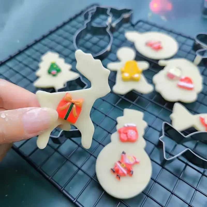 The Christmas Cookie Cutter Set (9 Pieces)