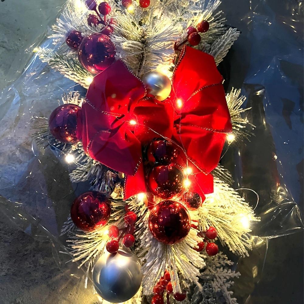 The Handmade Holiday Wreath, photo 4