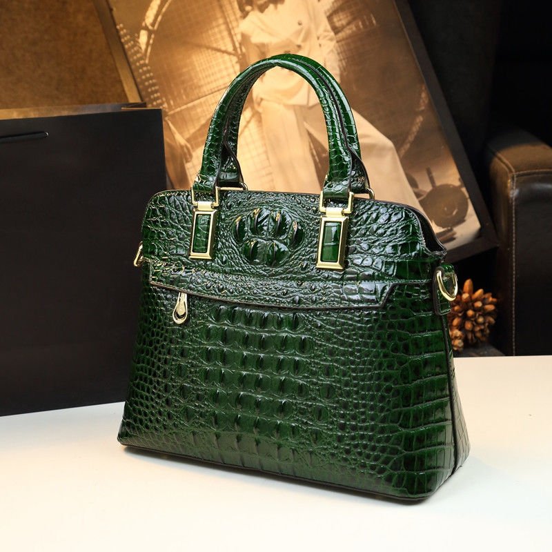 The Croc-Embossed Leather Tote, photo 6